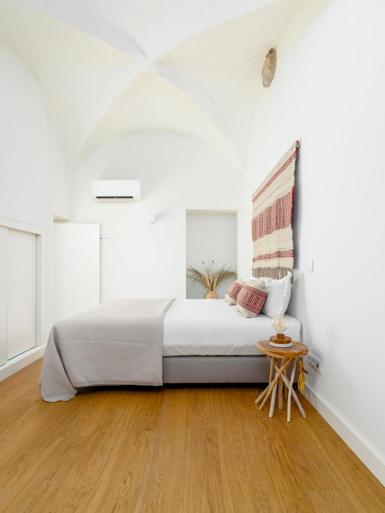 Limehome Evora Largo Dos Penedos Esterno foto