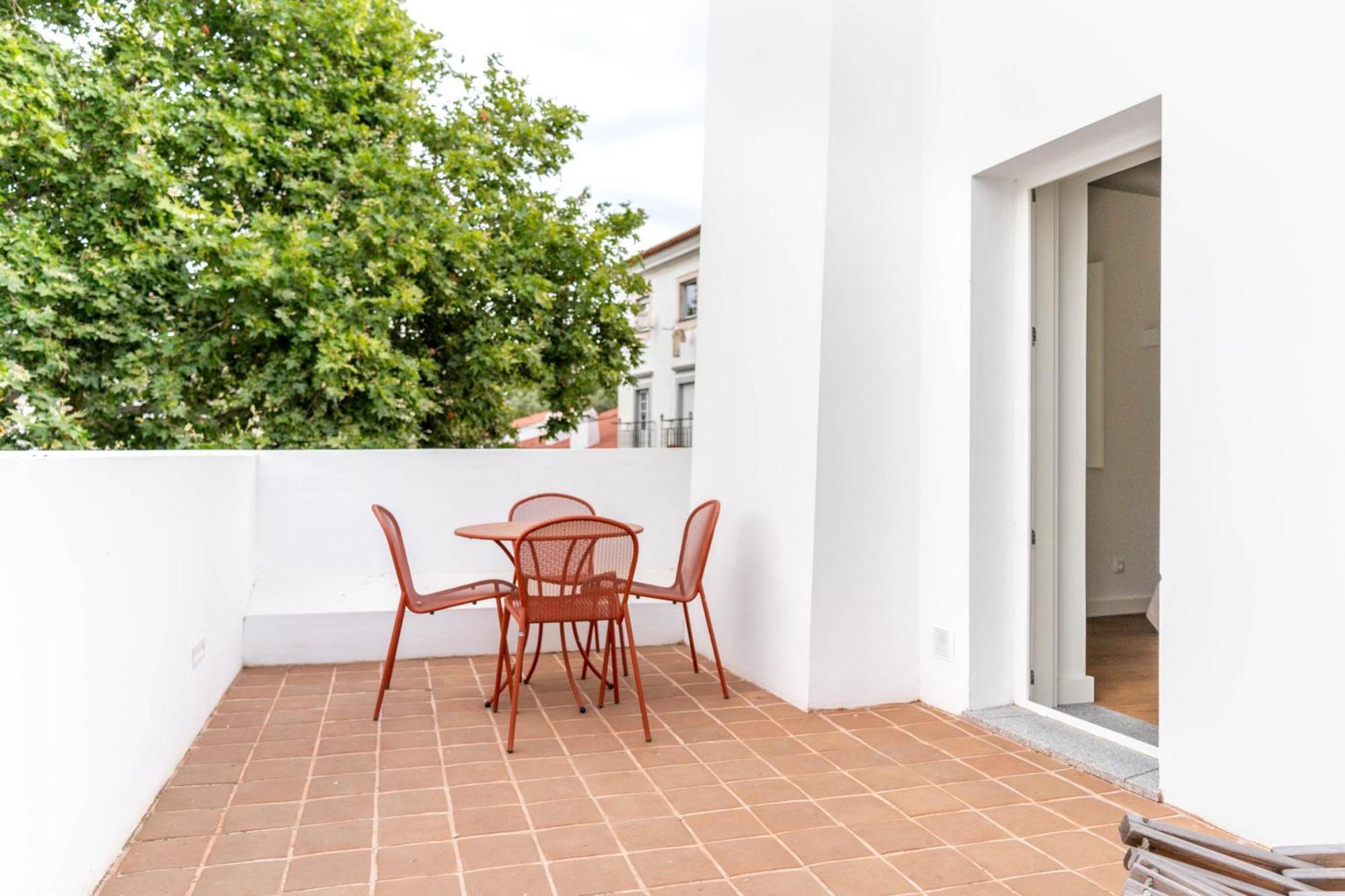 Limehome Evora Largo Dos Penedos Esterno foto