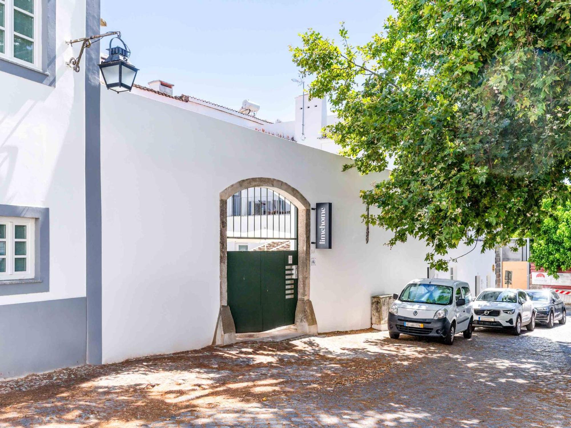 Limehome Evora Largo Dos Penedos Esterno foto